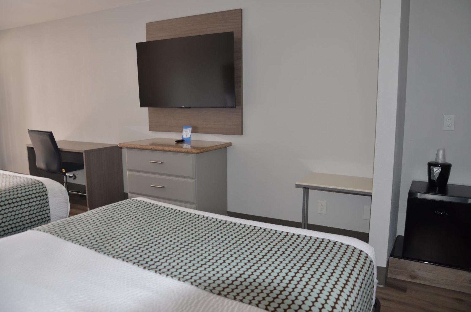 Baymont Inn & Suites كوفينغتون الغرفة الصورة